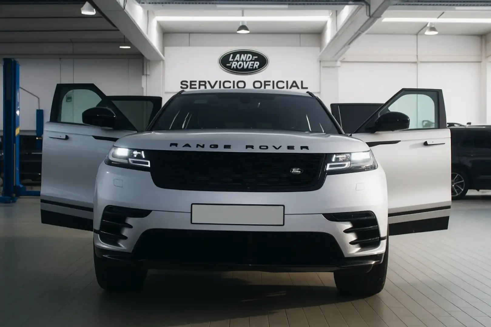 Land Rover Range Rover Velar 3.0D R-Dynamic HSE 4WD Aut. 300 Plateado - 1