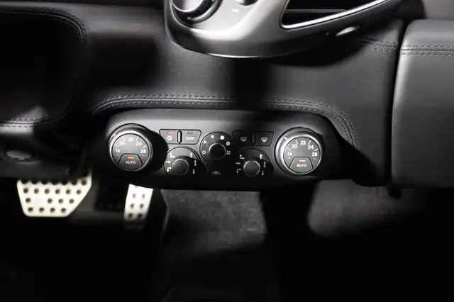 Ferrari 458 Italia Ansicht 14