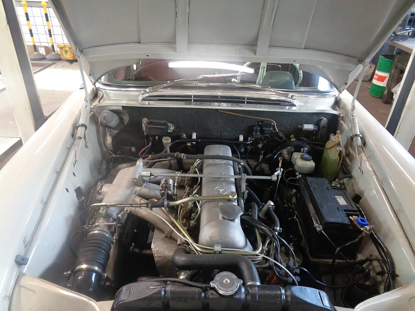 Mercedes-Benz S Eb 220 Aut. W 111 restauriert Beige - 2
