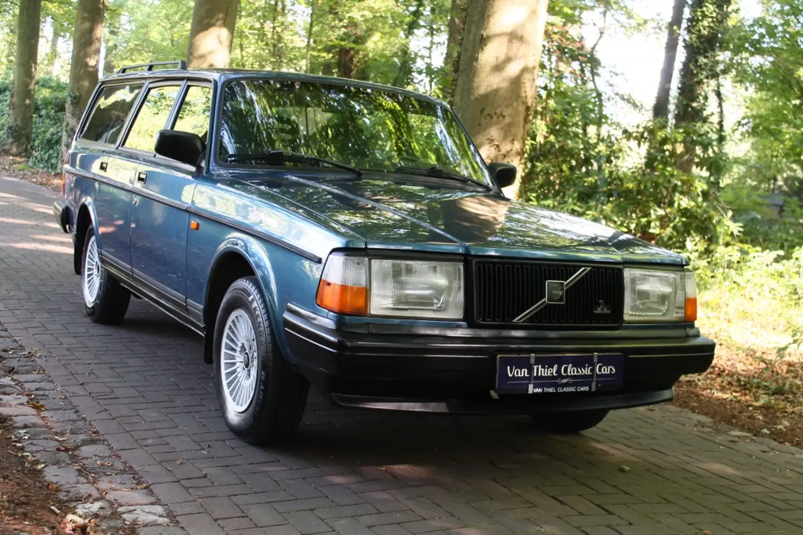 Volvo 240 2.3i Polar Blauw - 1