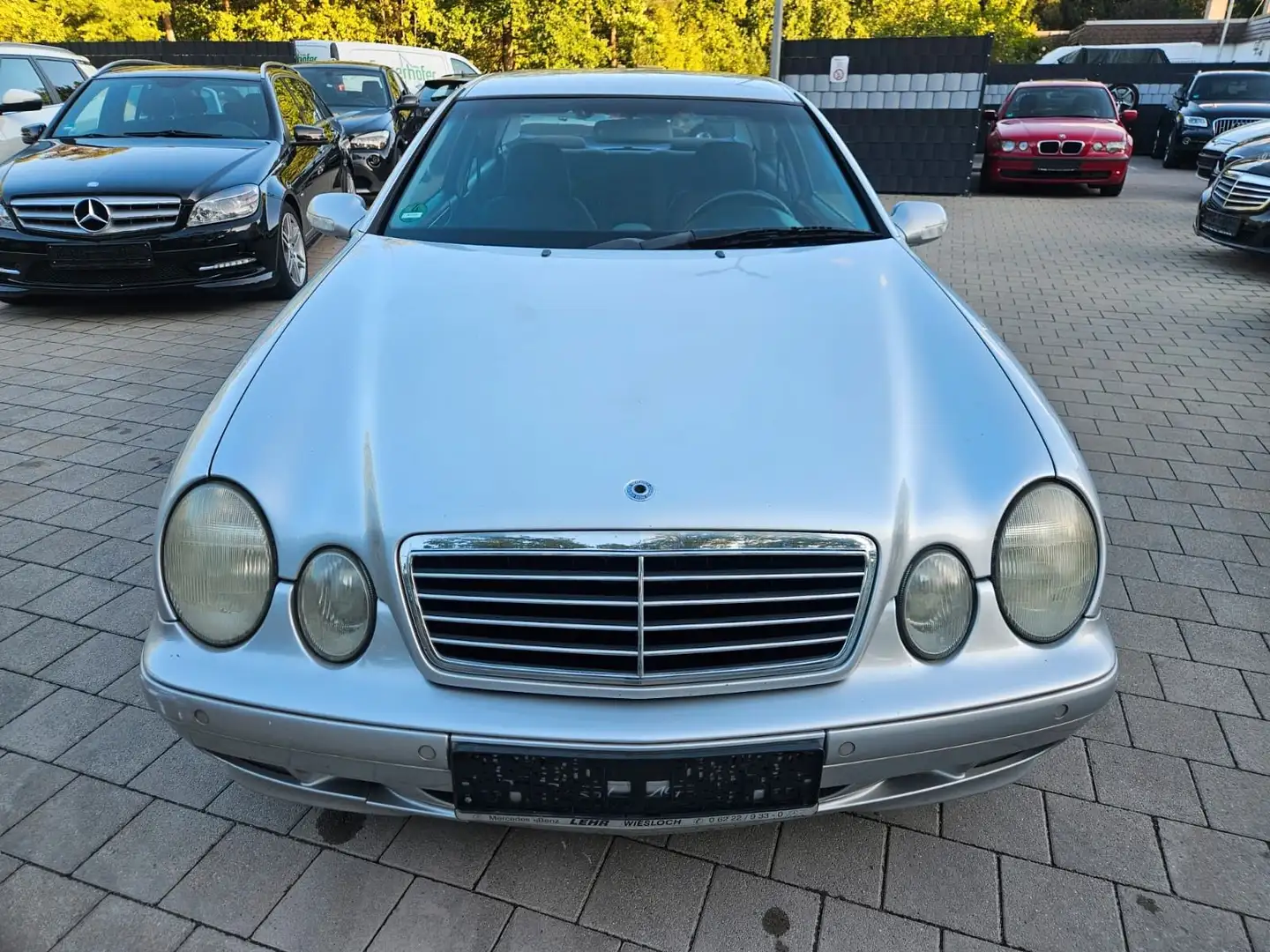 Mercedes-Benz CLK 200 Silber - 2