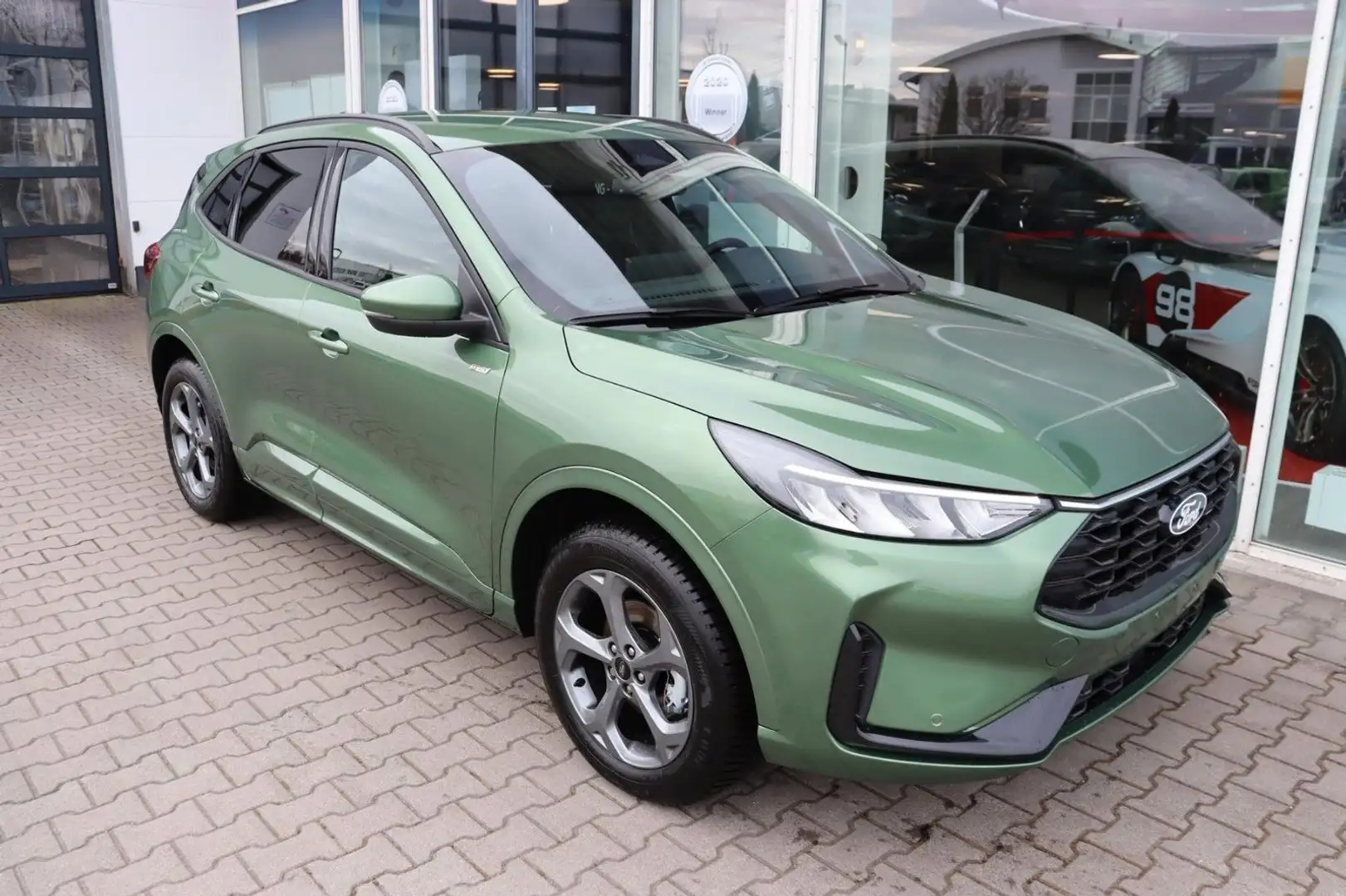 Ford Kuga ST-Line 2.5l Duratec PHEV GJR AHK Grün - 2