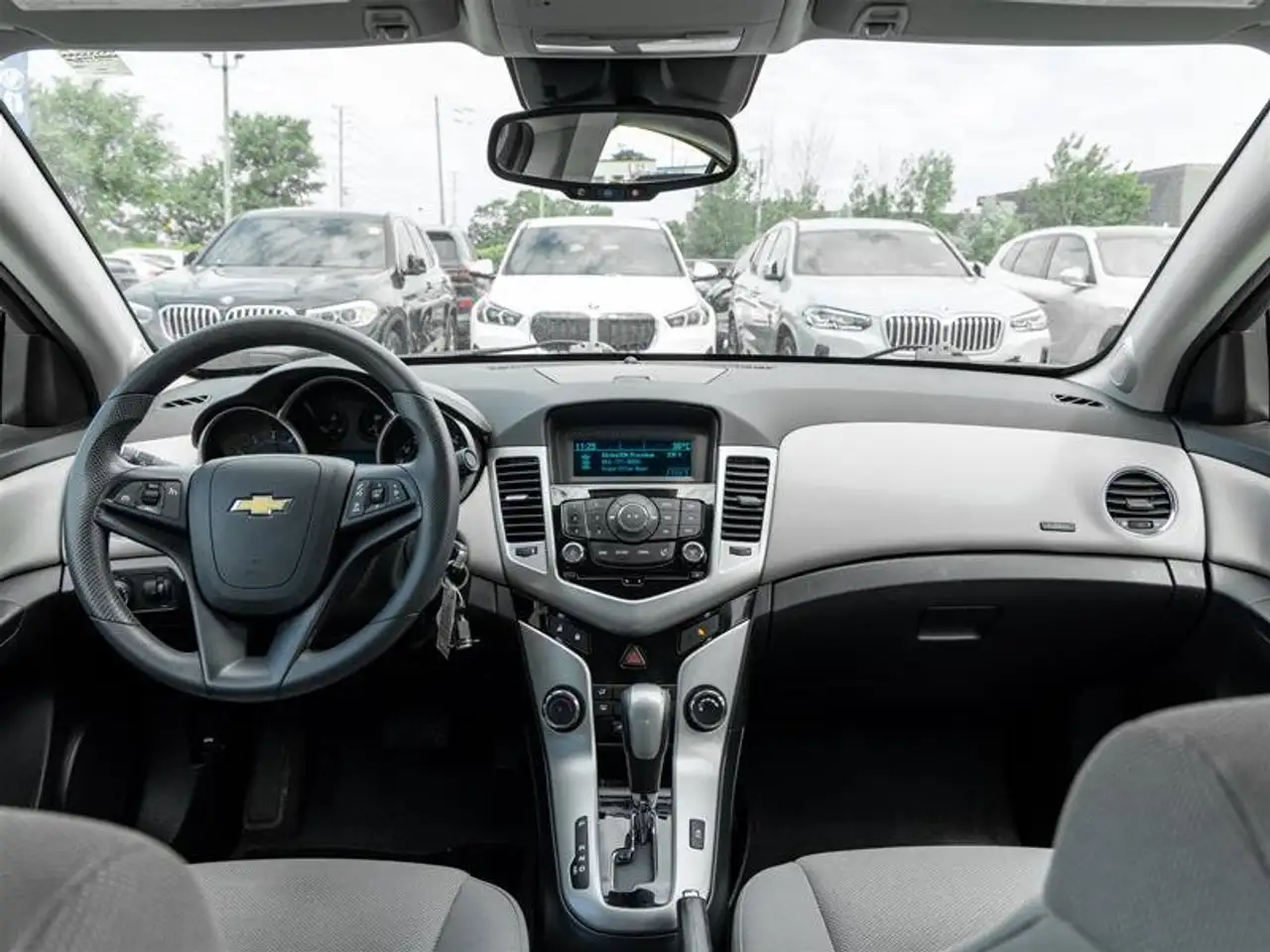Chevrolet Cruze photo Chevrolet Cruze