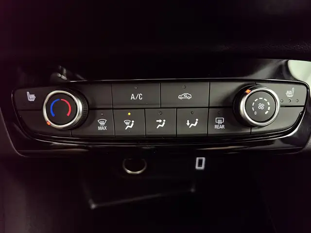 Opel Corsa view 12