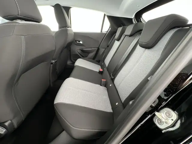 Opel Corsa view 8