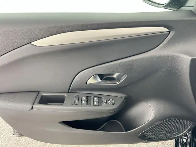 Opel Corsa view 11