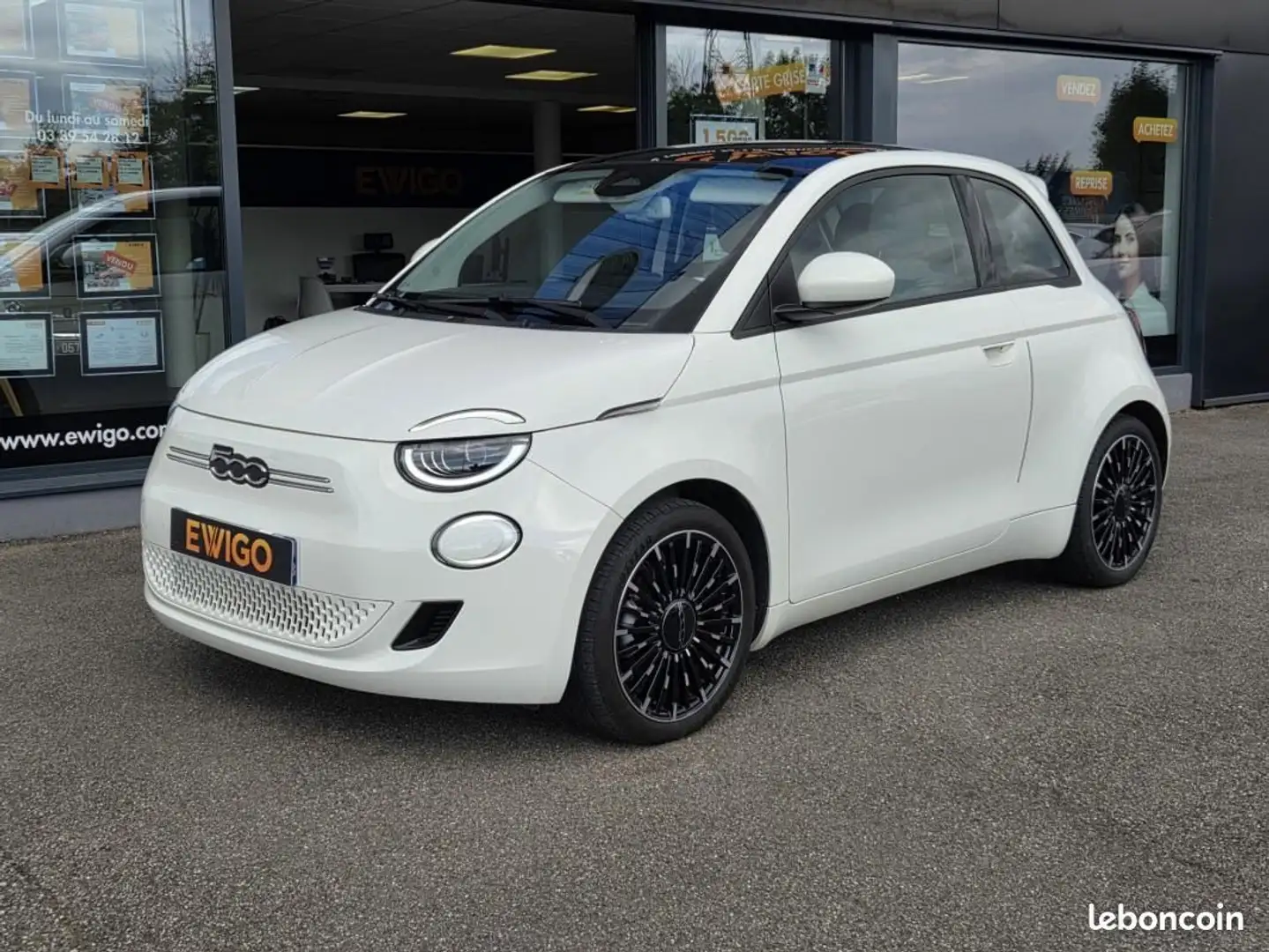 Fiat 500 118ch 42KWH ICONE PLUS-TOIT PANORAMIQUE Blanc - 2