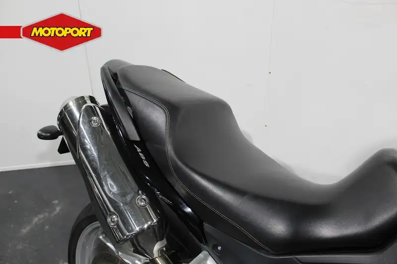 Triumph Tiger 1050 - foto 6