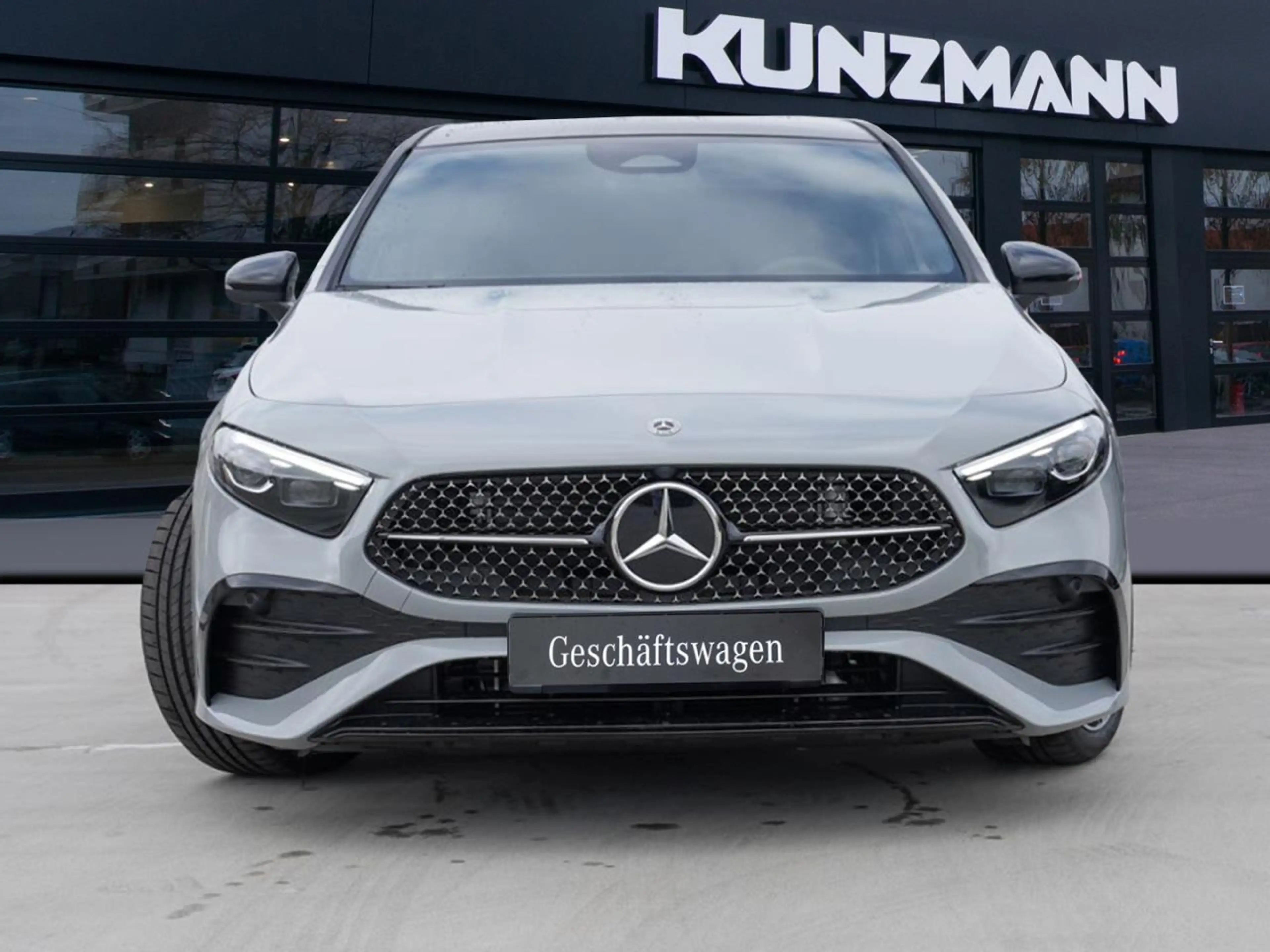 Mercedes-Benz A 200 AMG Night Distronic Kamera AHK — photo 2