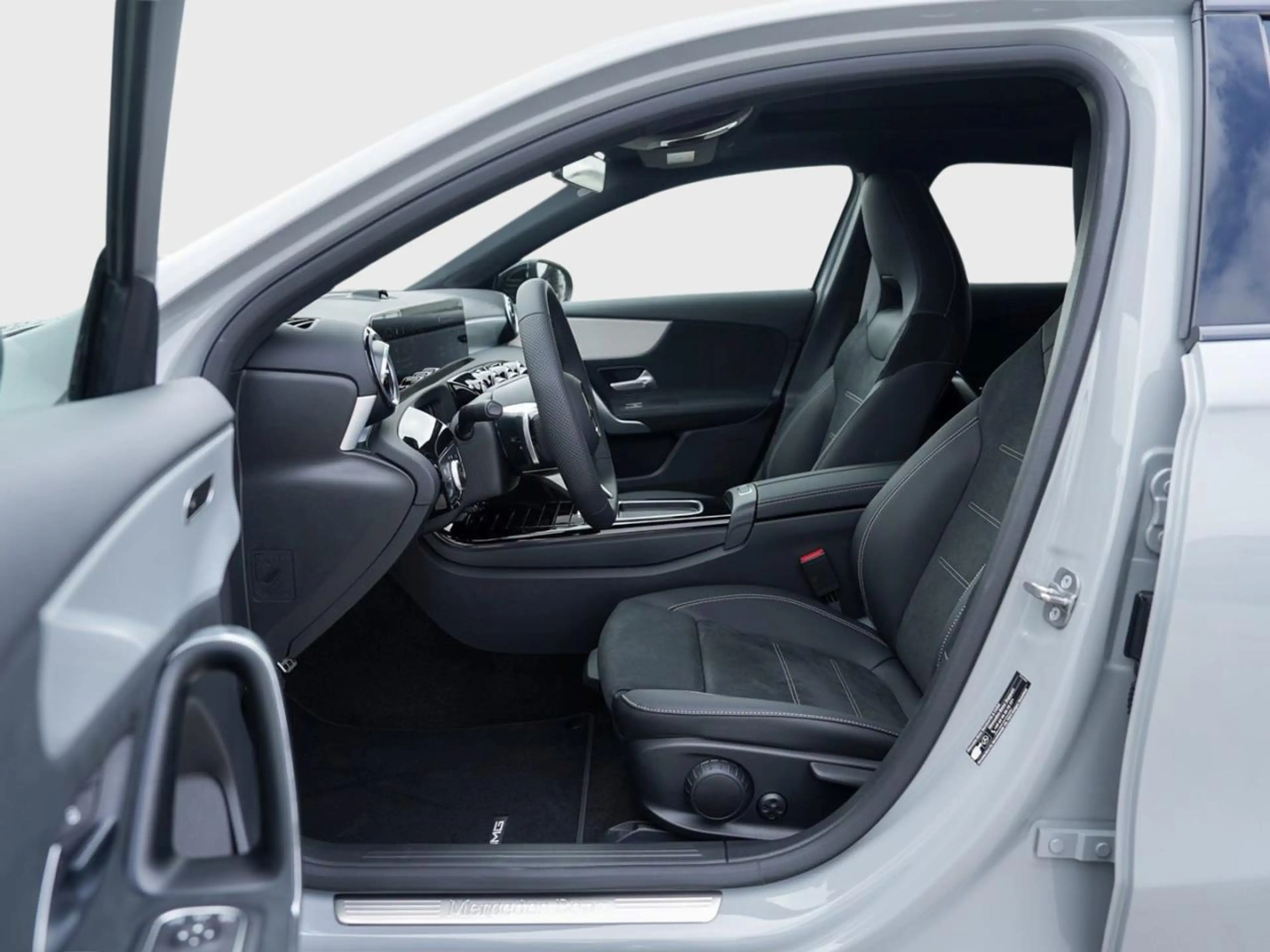 Mercedes-Benz A 200 AMG Night Distronic Kamera AHK — photo 7