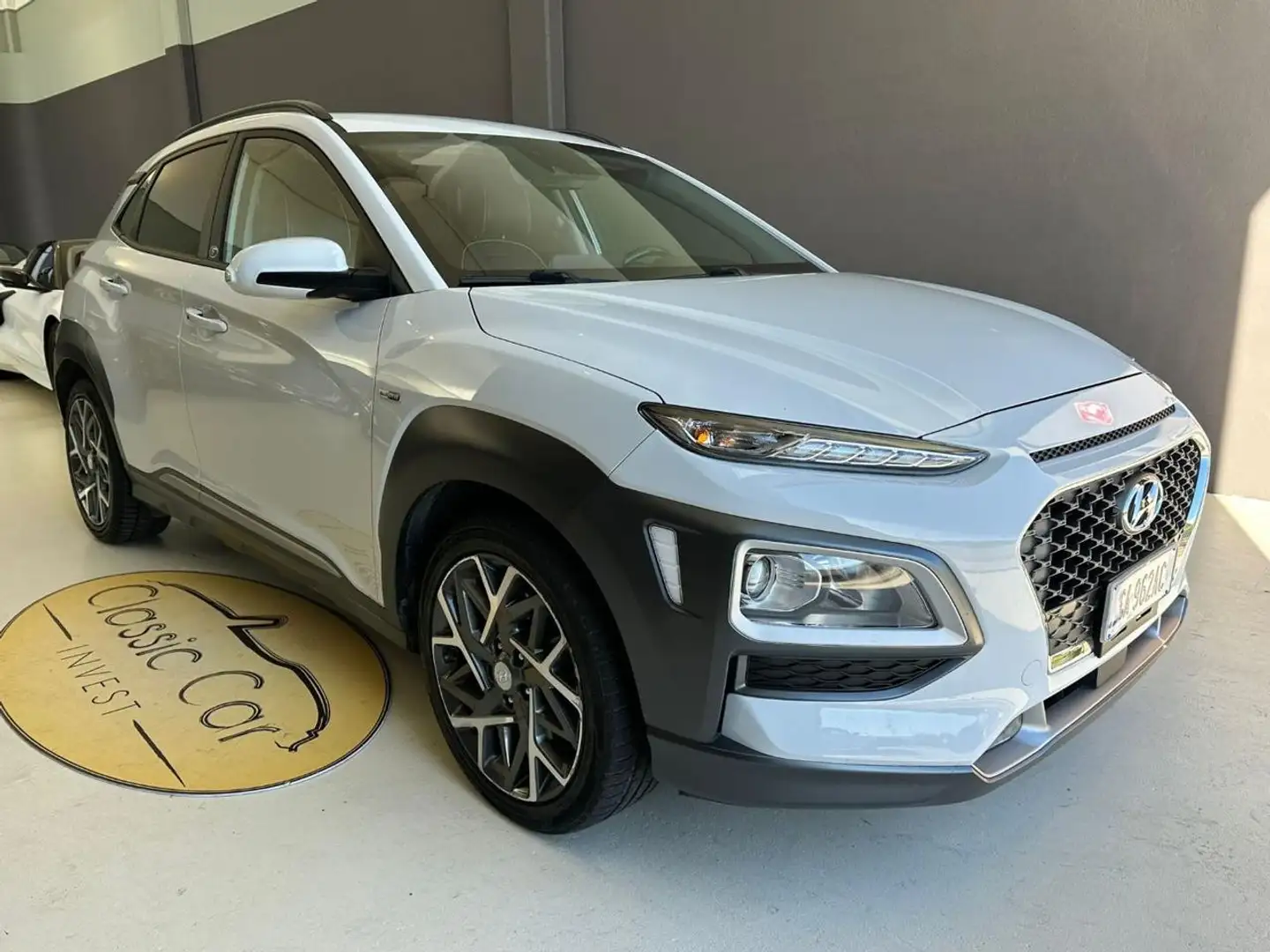 Hyundai KONA HEV 1.6 DCT Exellence Blanc - 1