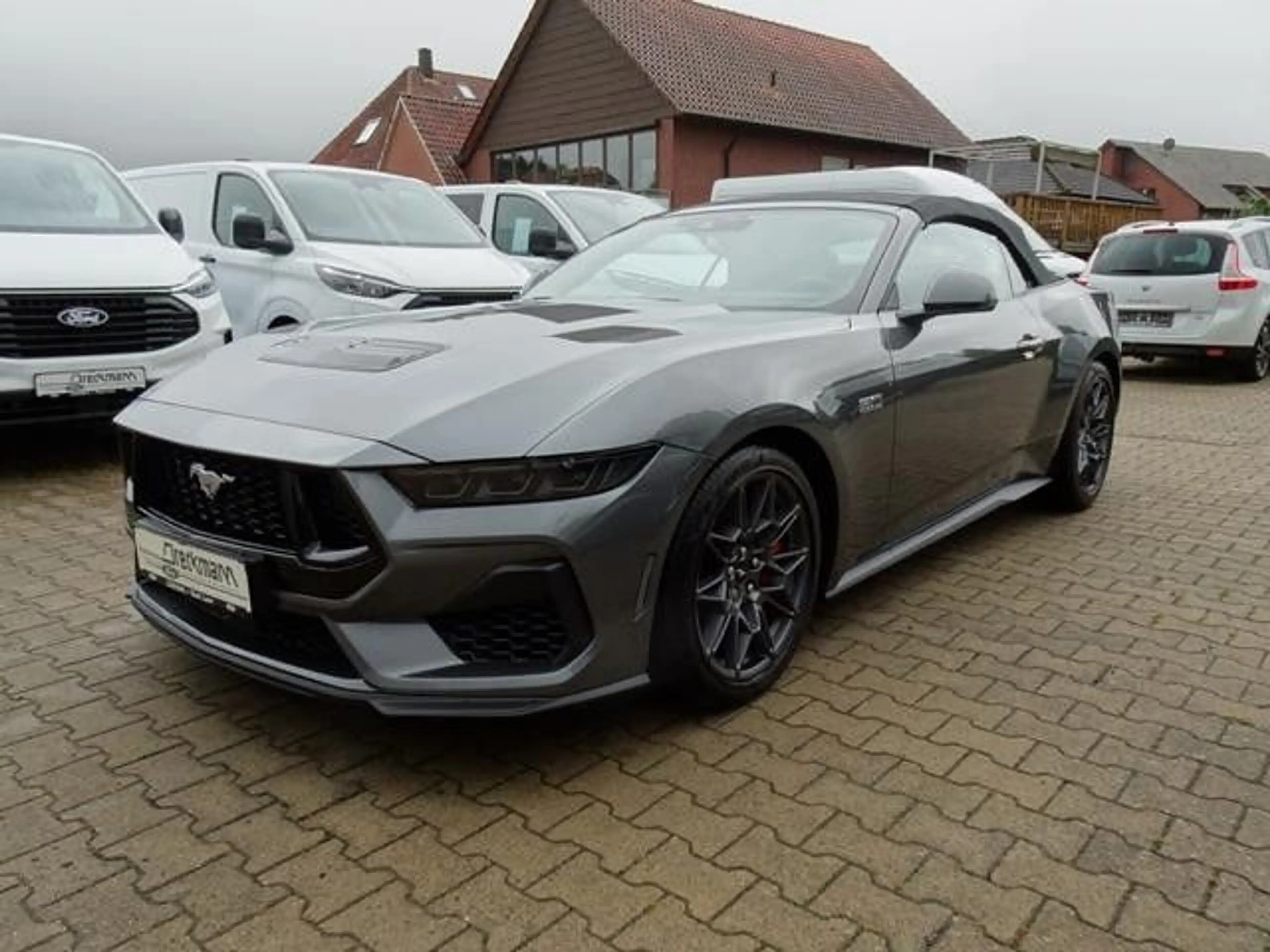 Ford Mustang Convertible 5.0 Ti-VCT V8 328 kW GT