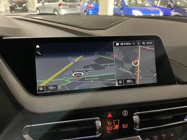 BMW 1 Series view 3