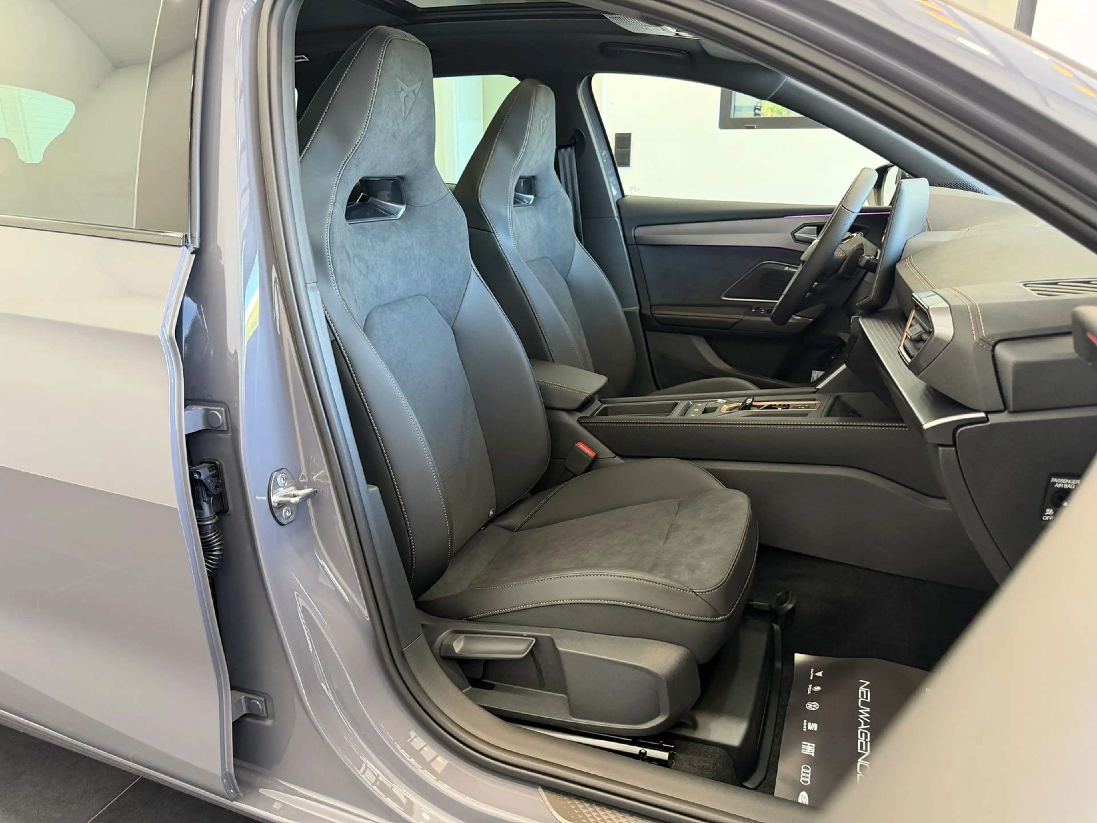 CUPRA Leon 1.5TSI DSG Pano|AHK|Side-Assist|Sennhsr — photo 11