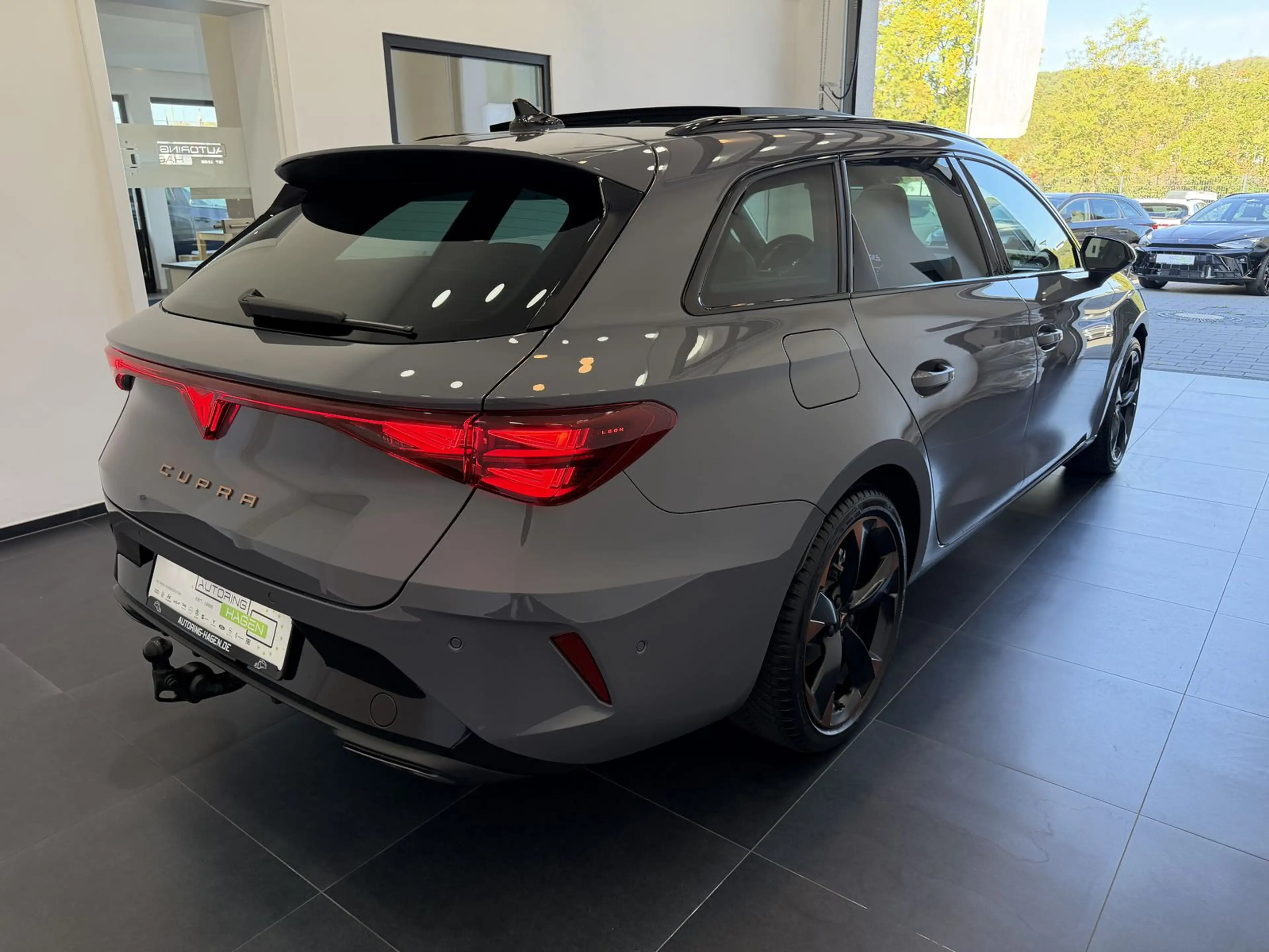 CUPRA Leon 1.5TSI DSG Pano|AHK|Side-Assist|Sennhsr — photo 4