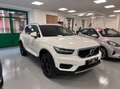 Volvo XC40 1.5 t3 Momentum 156cv Wit - thumbnail 1