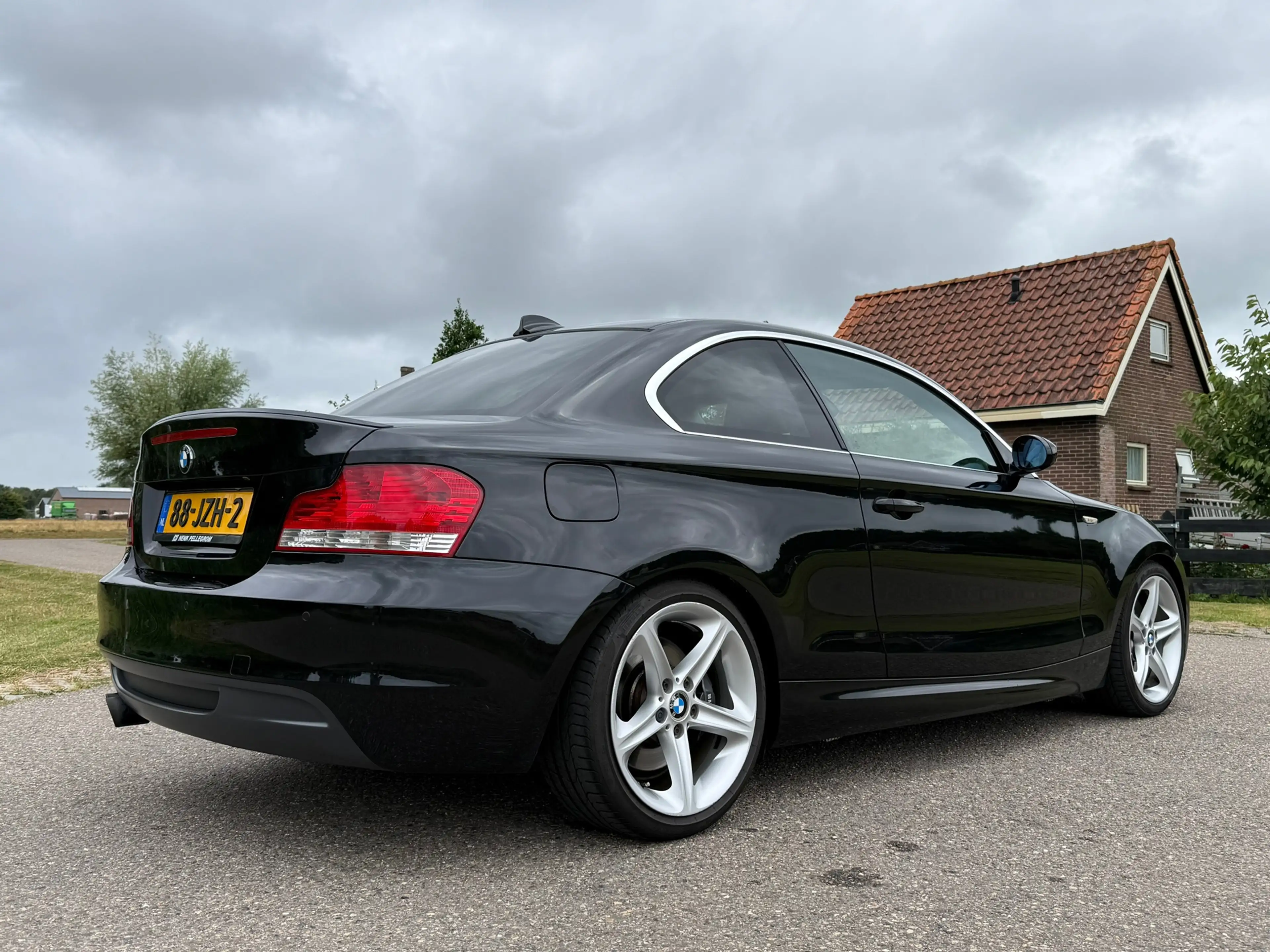 BMW 135 1-serie Coupé 135i High Executive | Origineel NL | — photo 25