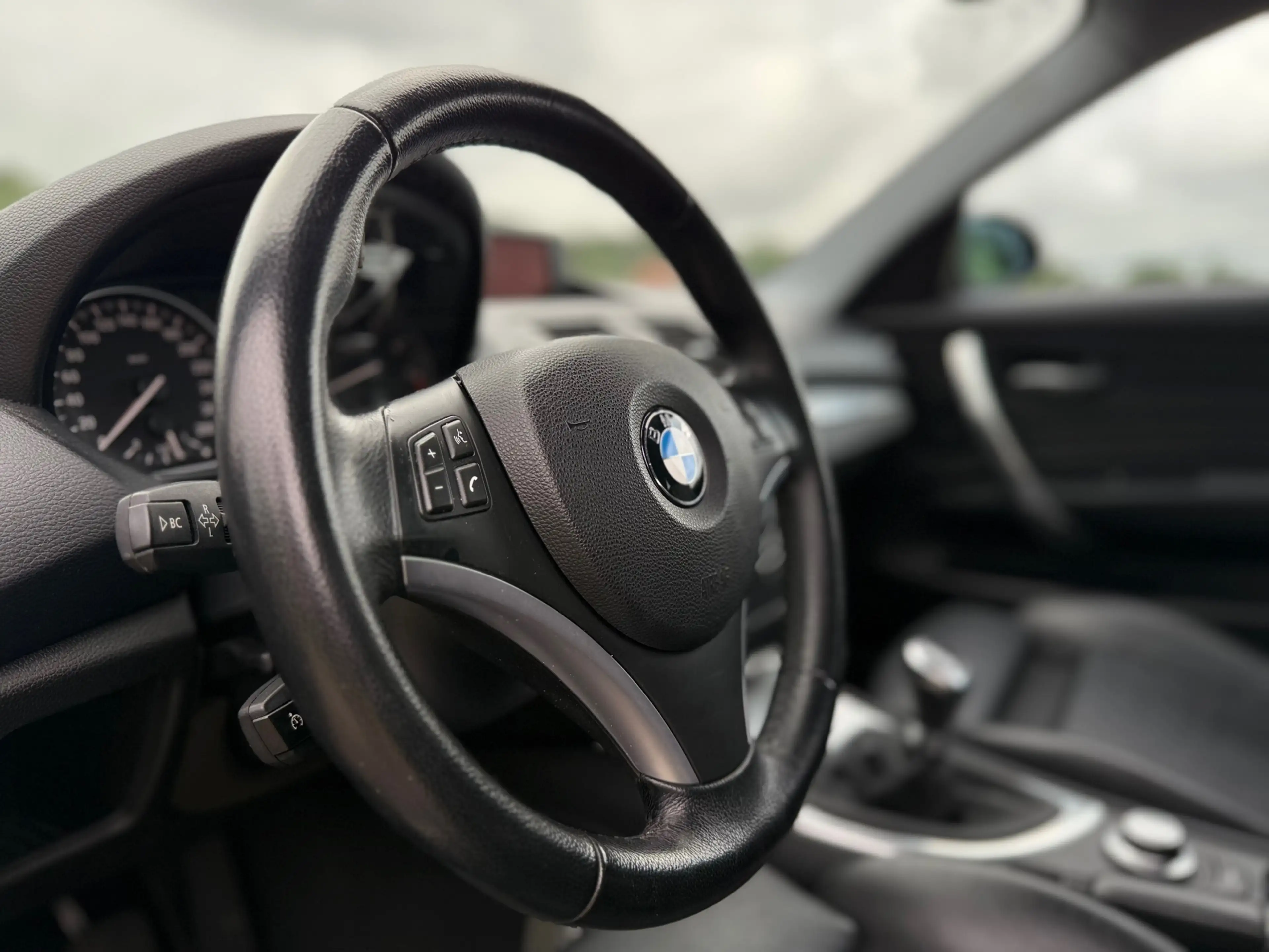 BMW 135 1-serie Coupé 135i High Executive | Origineel NL | — photo 16