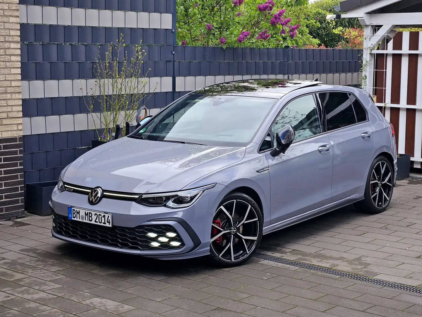 Volkswagen Golf GTD Pano/HUD/AHK Garantie - 1