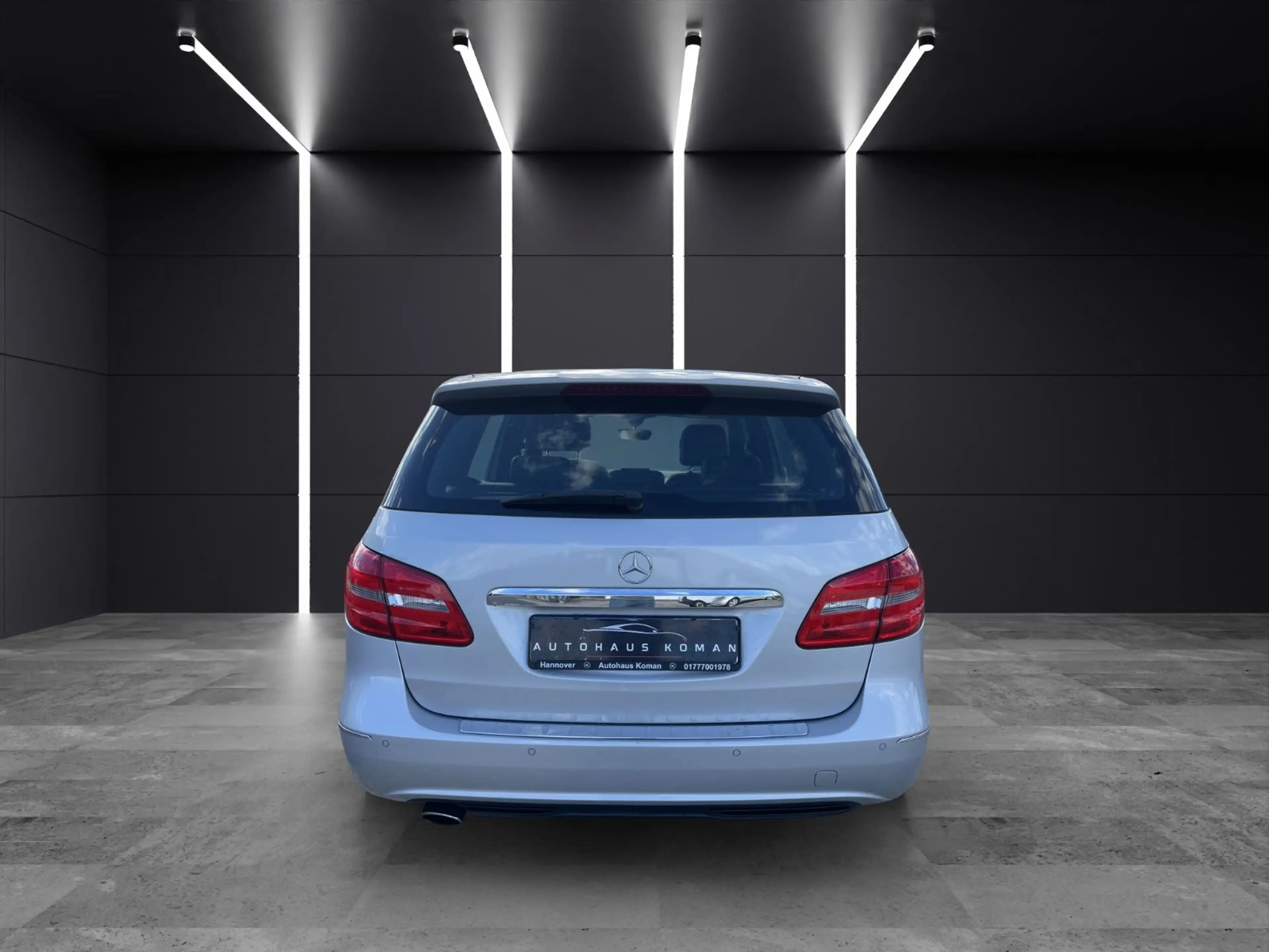 Mercedes-Benz B 200 B200*AUTOM.*PDC*NAVI*S.HEFT*TEMPOMAT*T-LEDER — photo 8