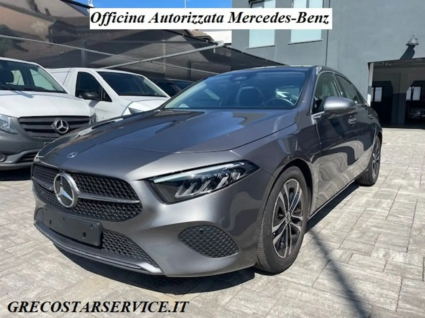 Mercedes-Benz A 180 Progressive Advanced Automatic SEDAN Telecamera Grigio - 1