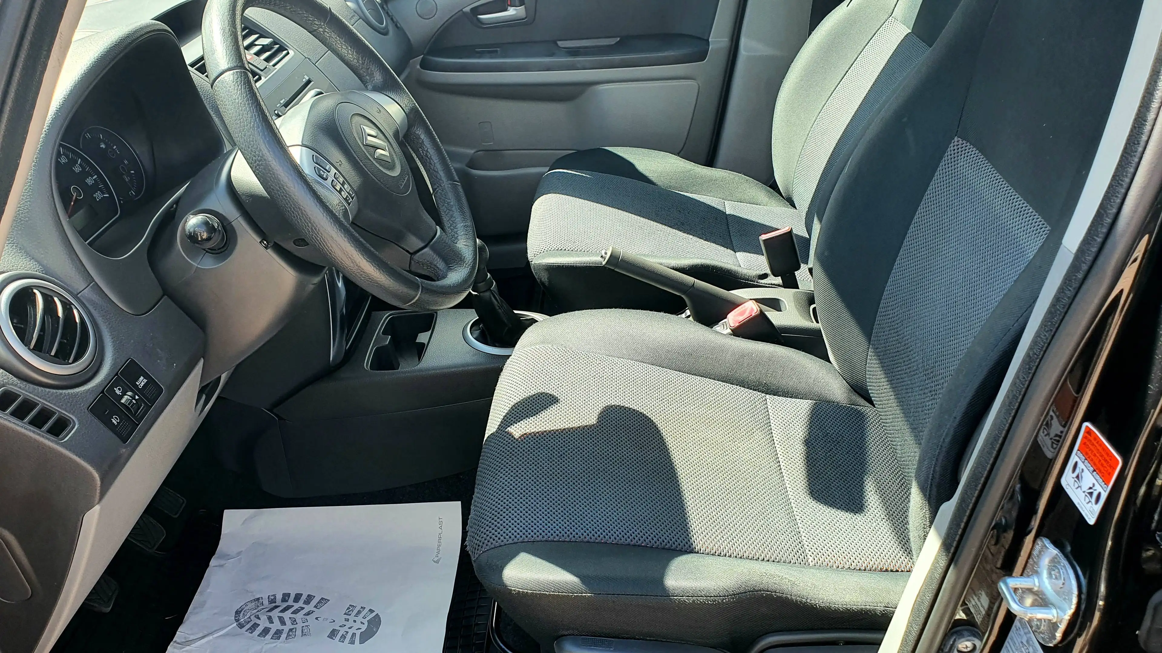 Suzuki SX4 1.6 VVT 4WD Comfort*TÜV NEU* — photo 15