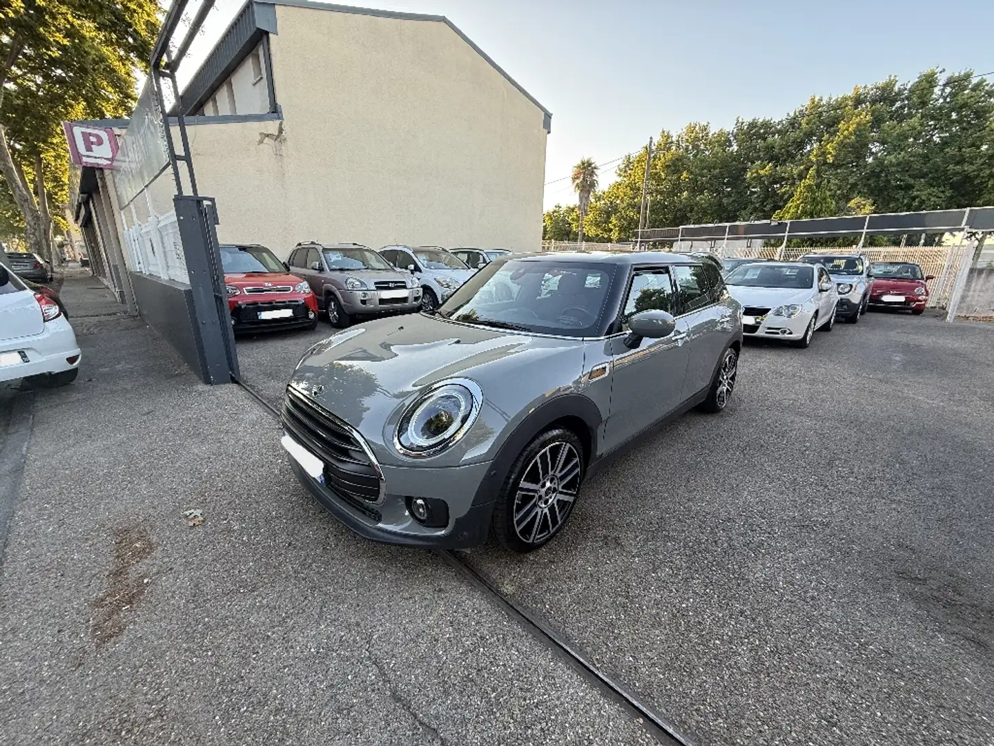 MINI One One 102ch Edition Knightsbridge - 2