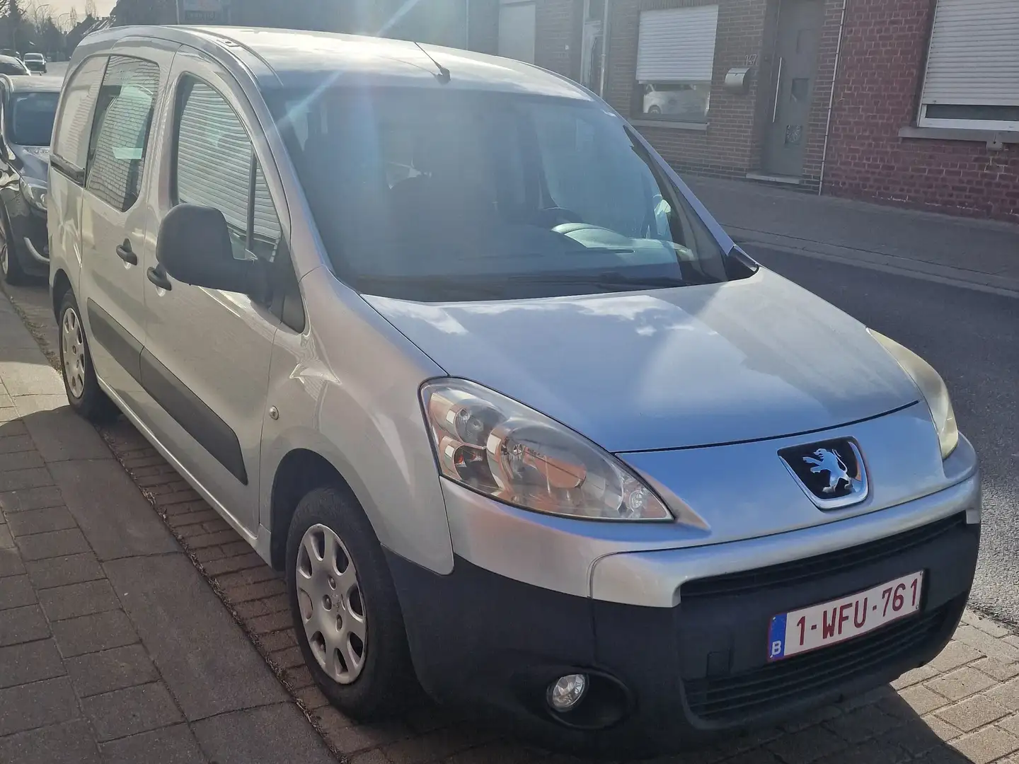 Peugeot Partner Partner 1.6 HDi 75 L1 Grijs - 1