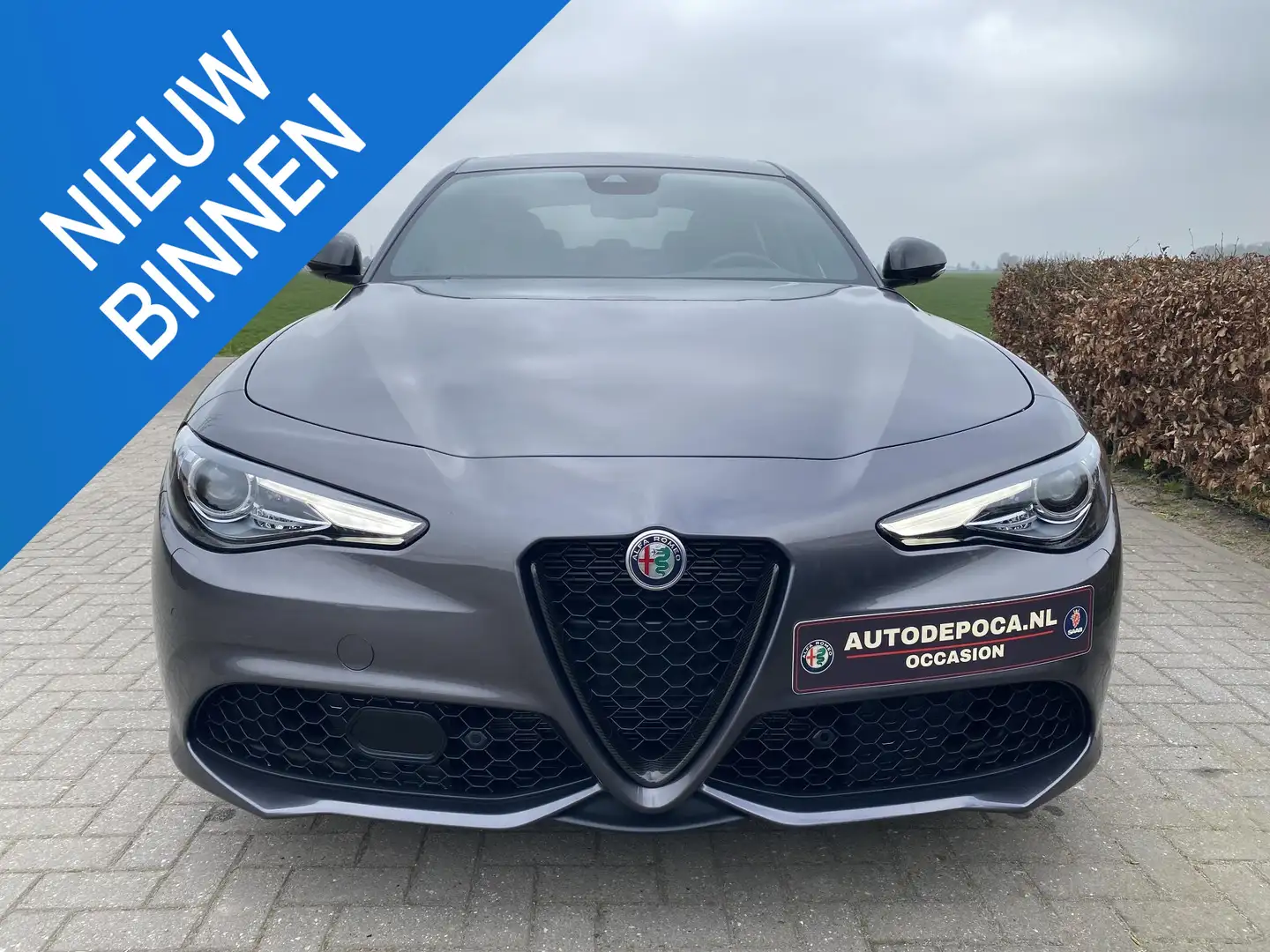 Alfa Romeo Giulia 2.0 T Veloce Ti AWD Coming soon! - 1