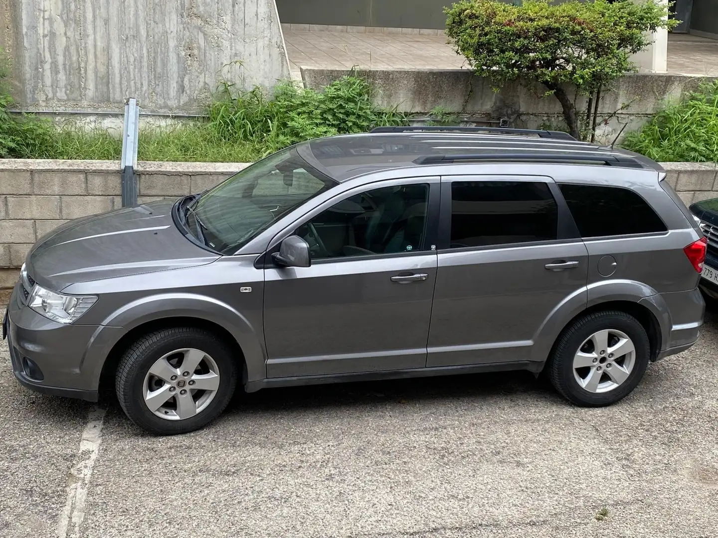 Fiat Freemont Freemont 2.0 mjt 16v Urban 140cv Grigio - 1