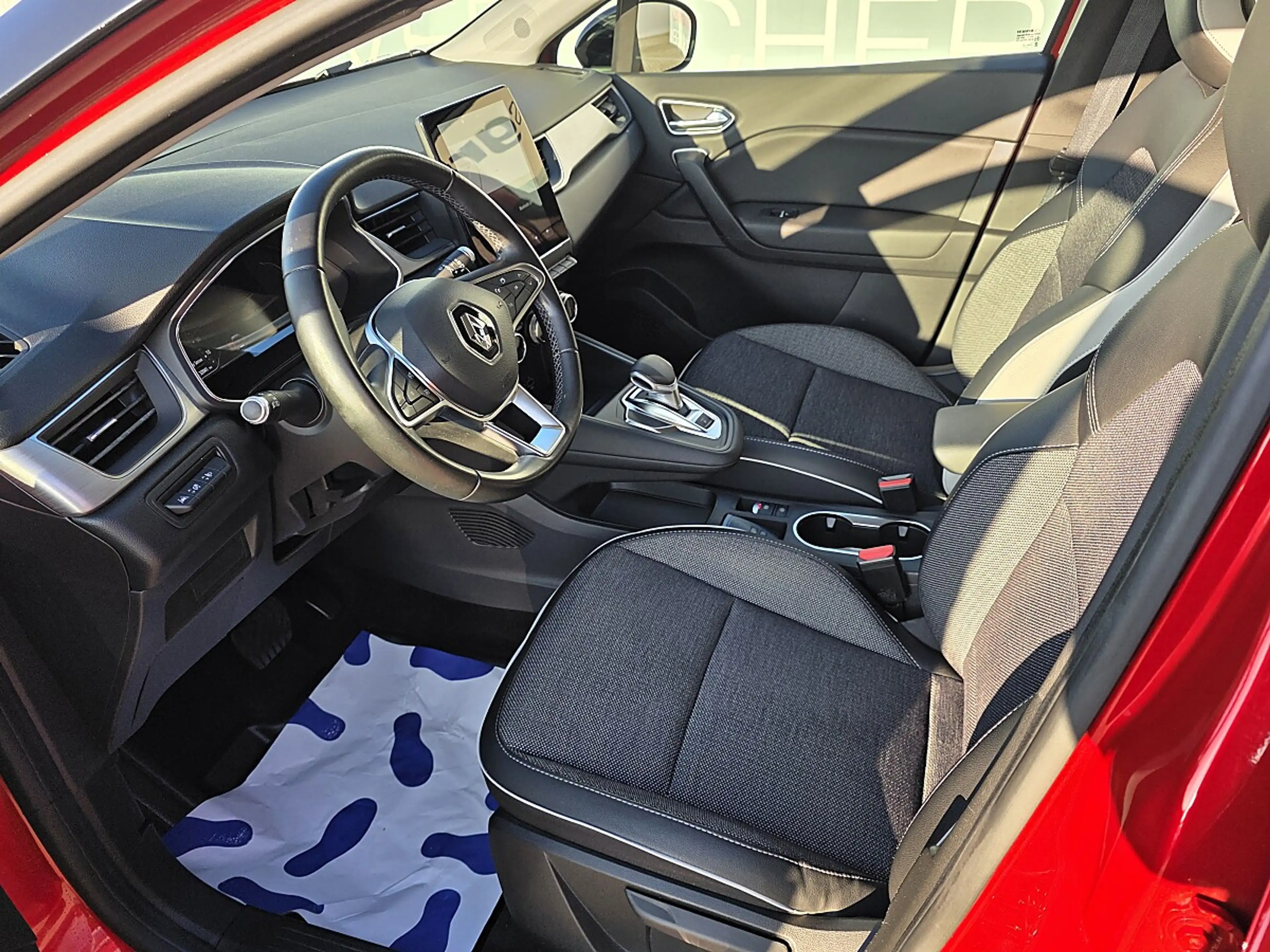 Renault Captur 130 Edition One — photo 10