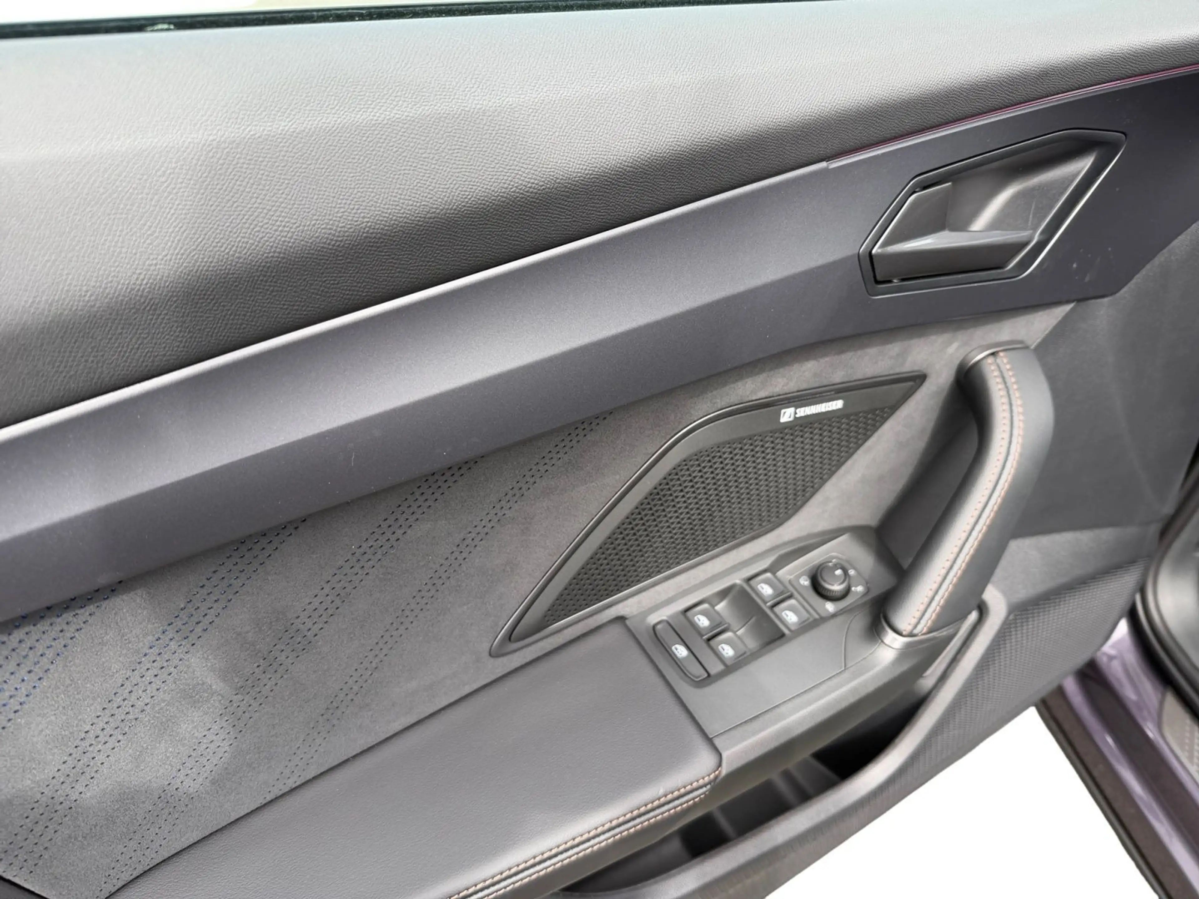 CUPRA Formentor 1.5 e-Hybrid VZ 6-Gang DSG — photo 15