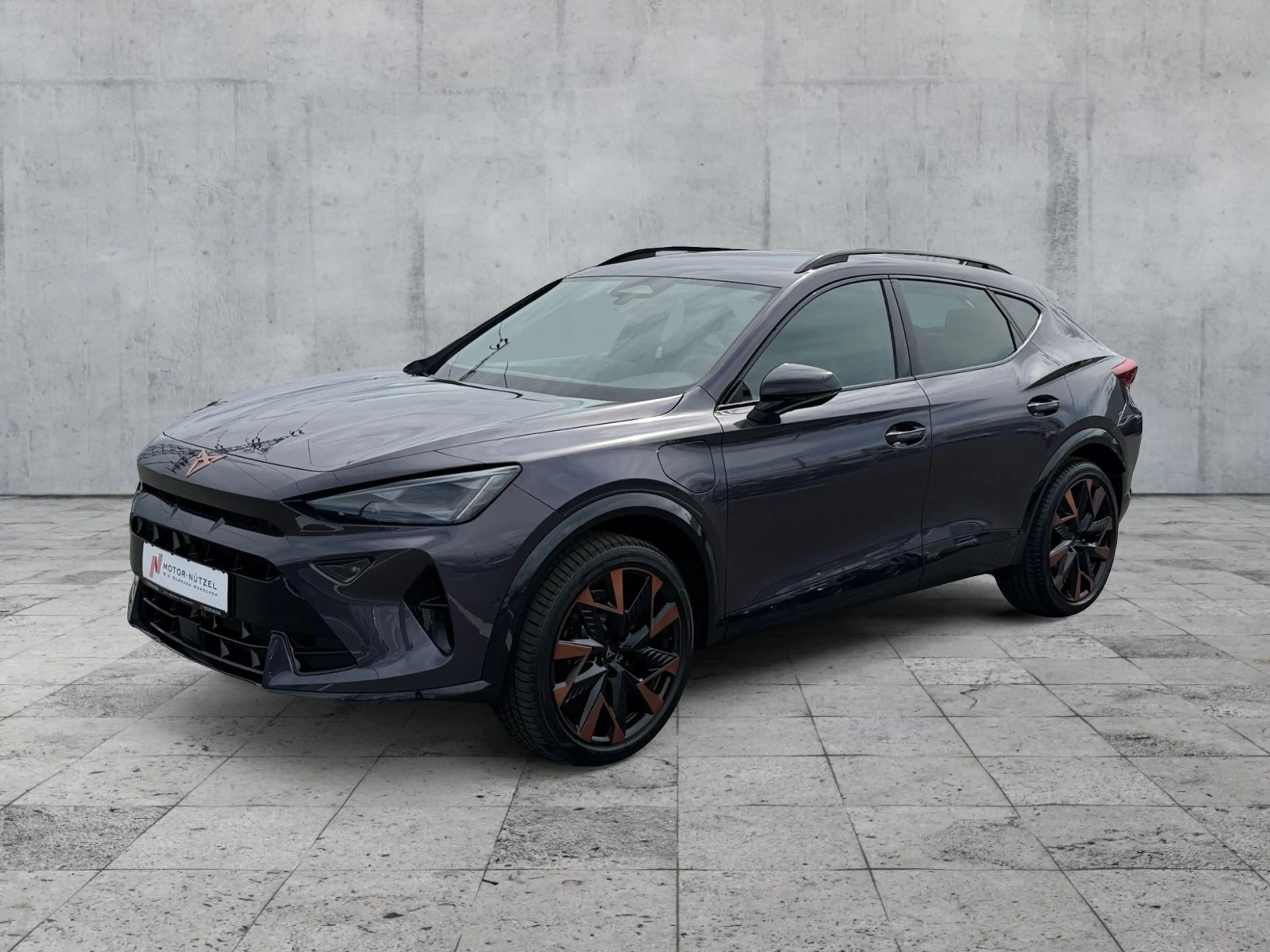 CUPRA Formentor 1.5 e-Hybrid VZ 6-Gang DSG — photo 2
