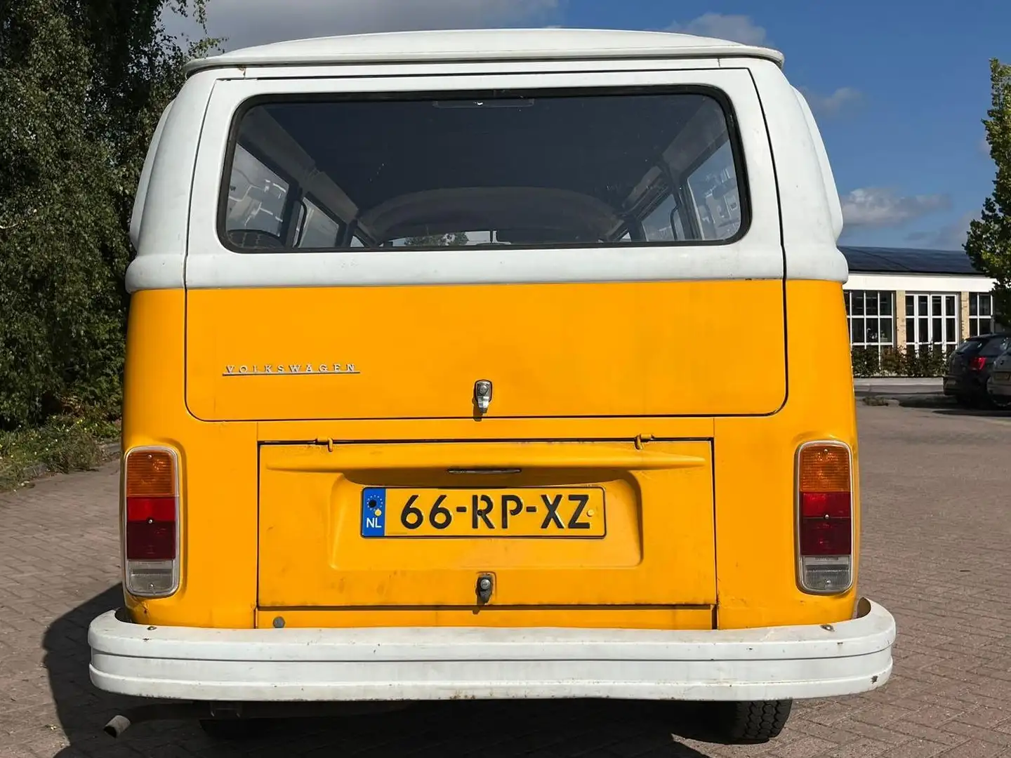 Volkswagen T2 Fensterwagen | Transporter| Belastingvrij T2 Yellow - 2