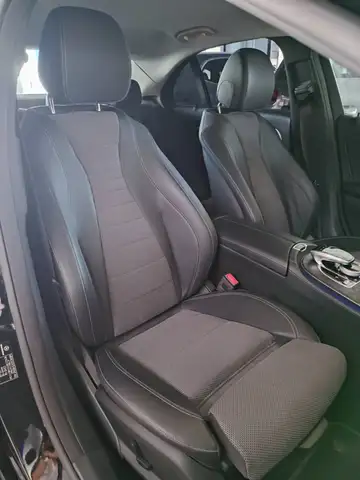 Mercedes-Benz E-Class view 11