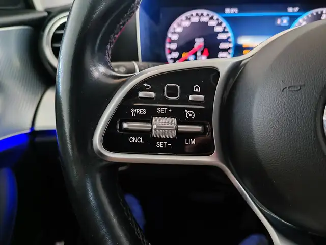 Mercedes-Benz E-Class view 12