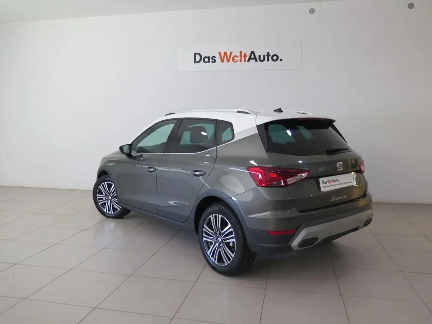 SEAT Arona 1.0 TSI S&S Xperience XS 110 Gris - 2