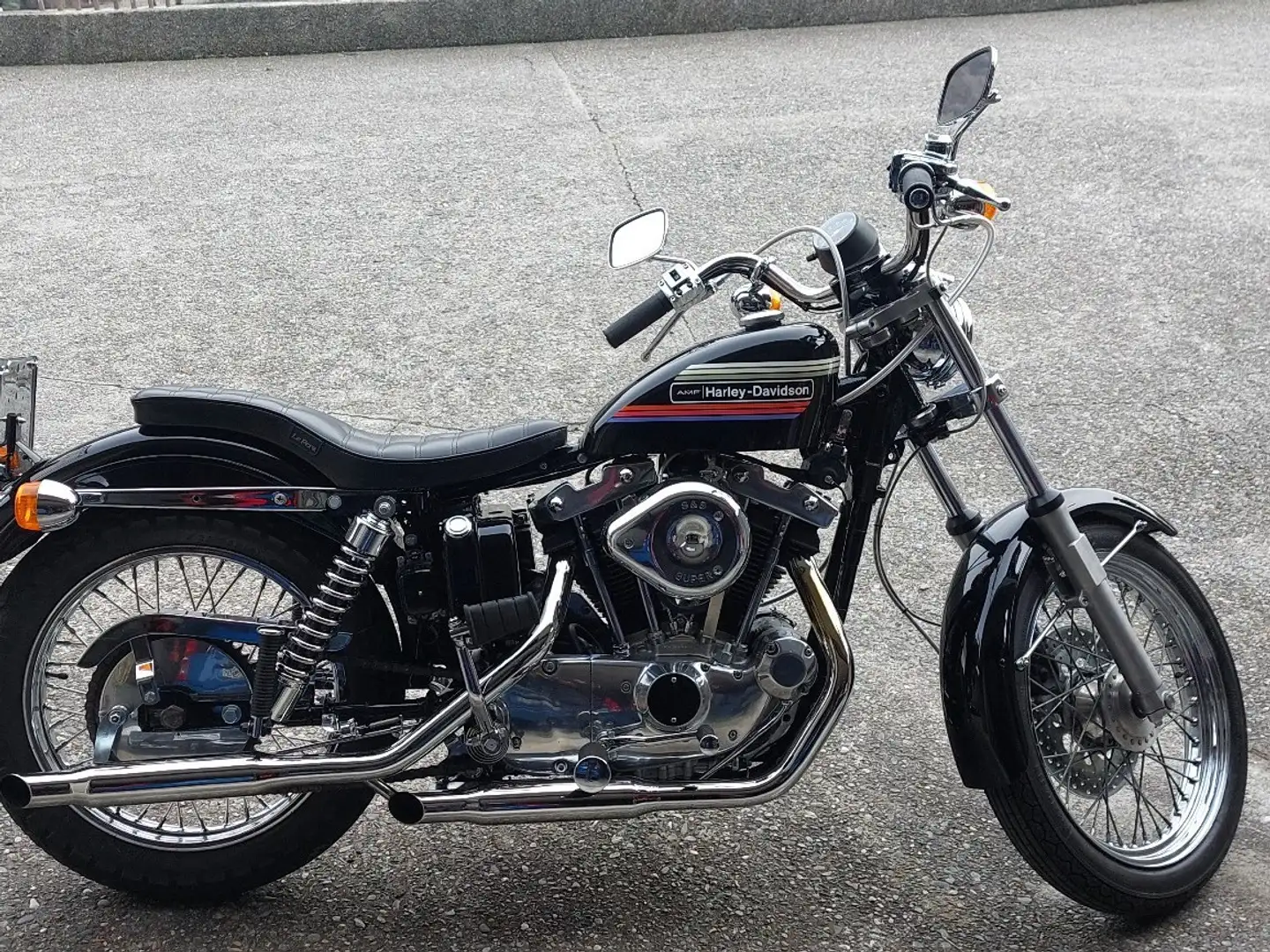 Harley-Davidson Sportster XLCH 1000 Negro - 1