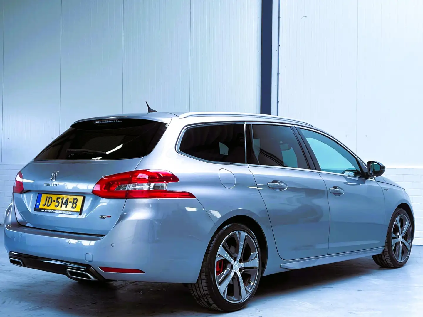 Peugeot 308 SW 1.6 e-THP GT 205 Gris - 2