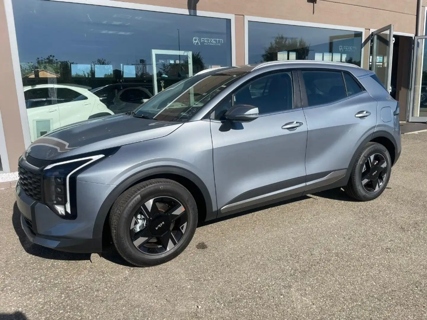 Kia Sportage 1.6 CRDi MHEV DCT Style Grau - 1