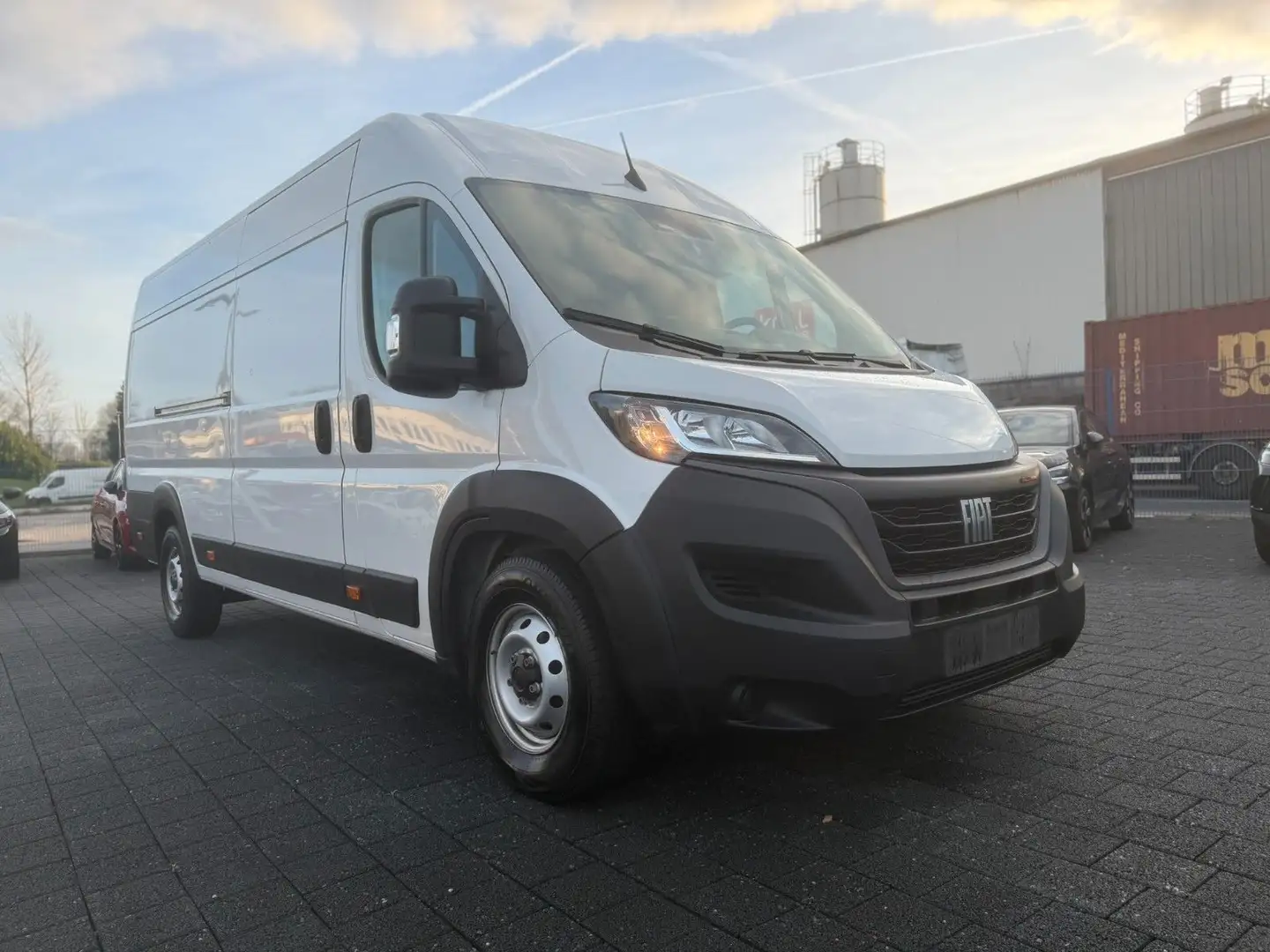 Fiat Ducato Maxi Grossr.-Kasten 35 180 L5H2 Blanc - 1