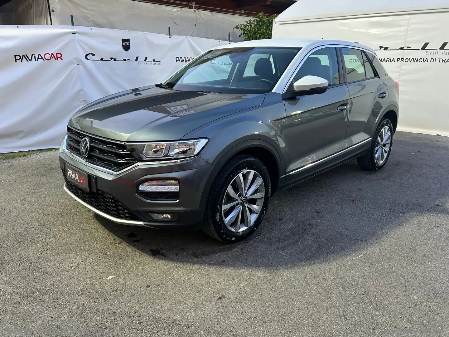 Volkswagen T-Roc 2.0 TDI Advanced BlueMot. Tech. Grau - 2