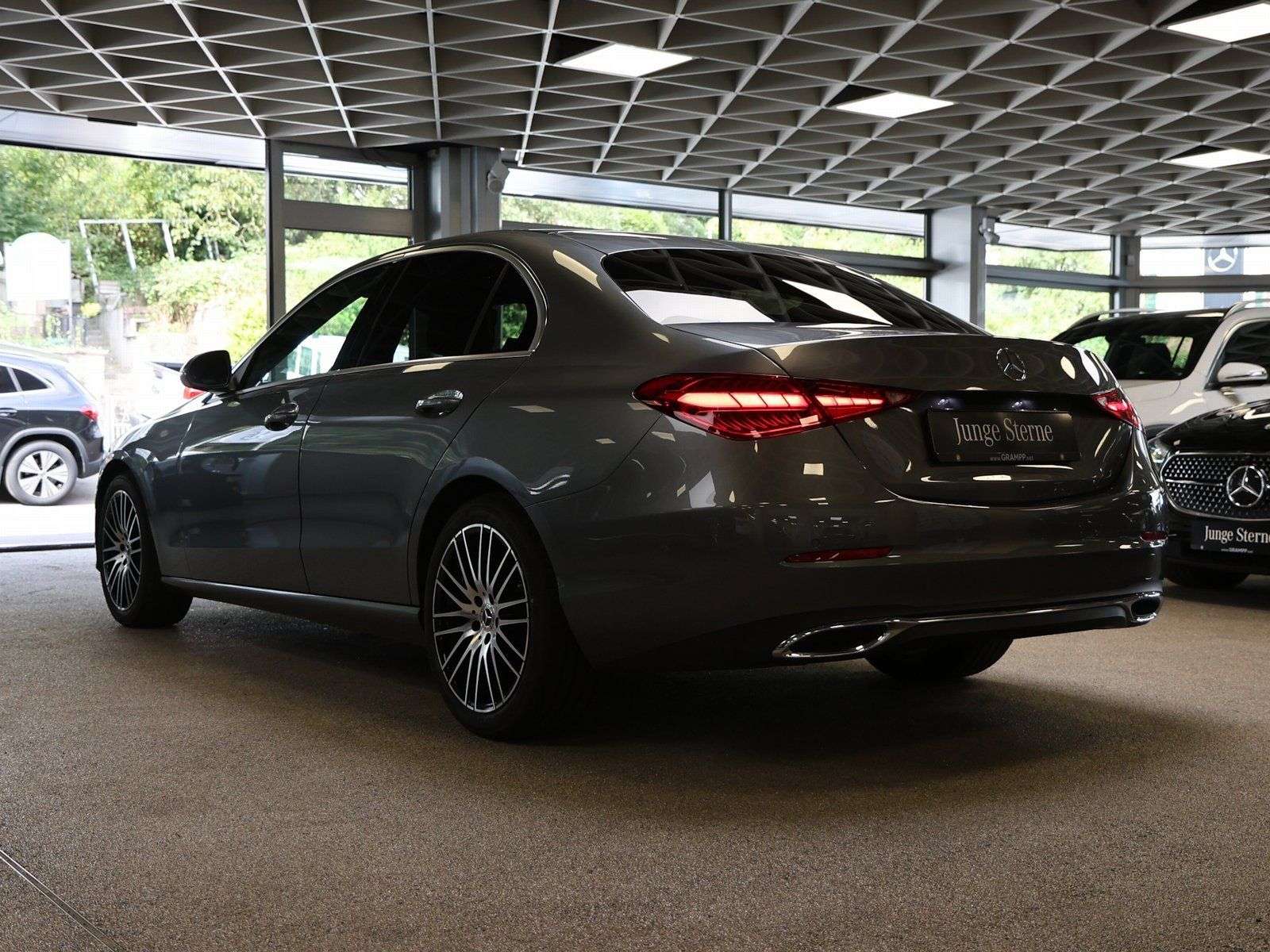 Mercedes-Benz C 200