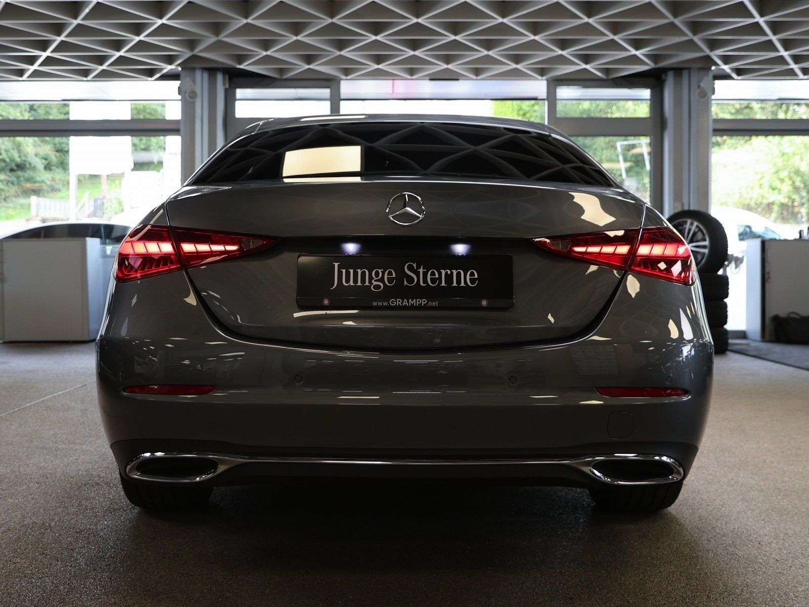 Mercedes-Benz C 200