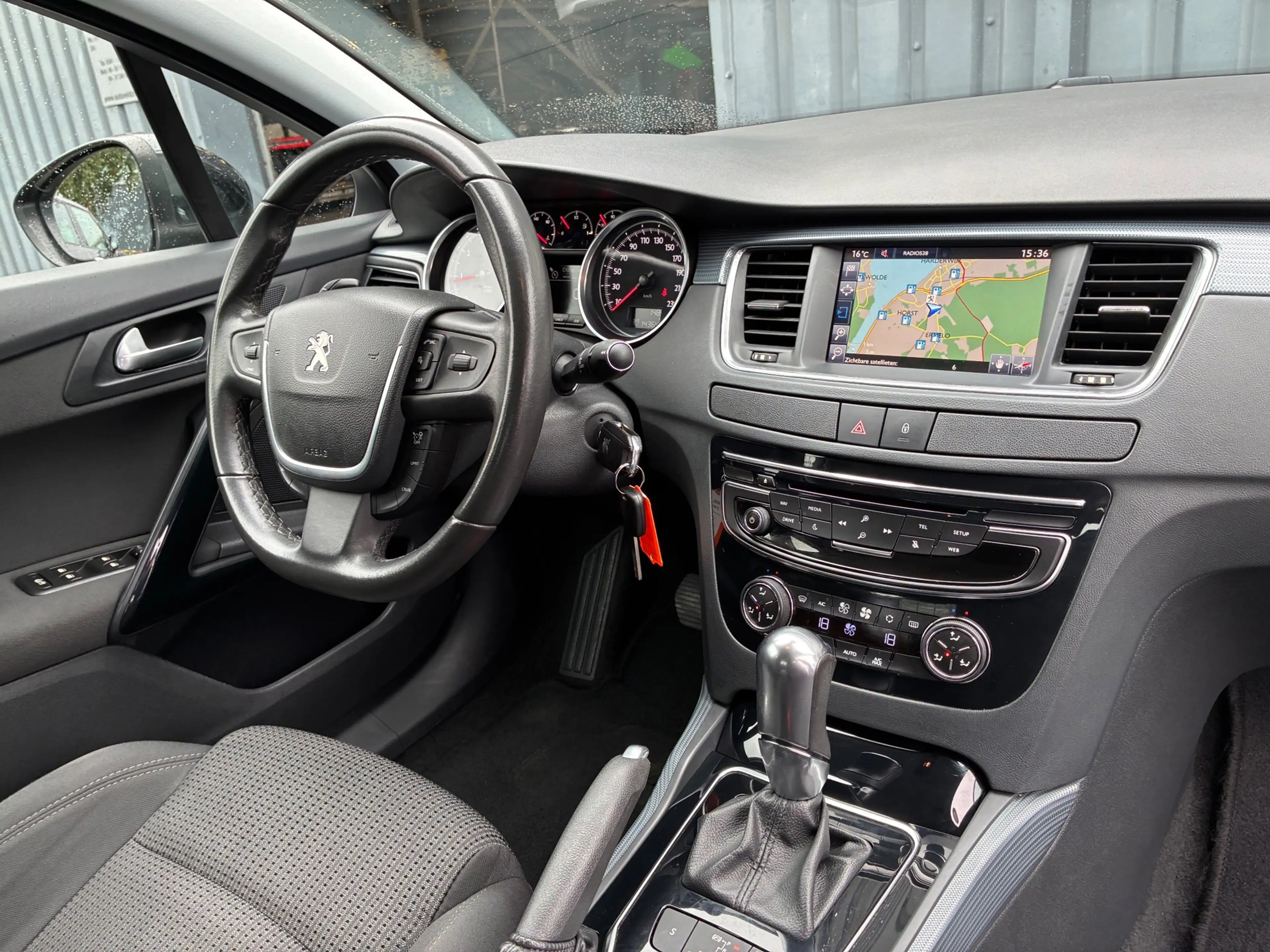 Peugeot 508 1.6 e-THP Blue Lease Executive Automaat Camera — photo 9