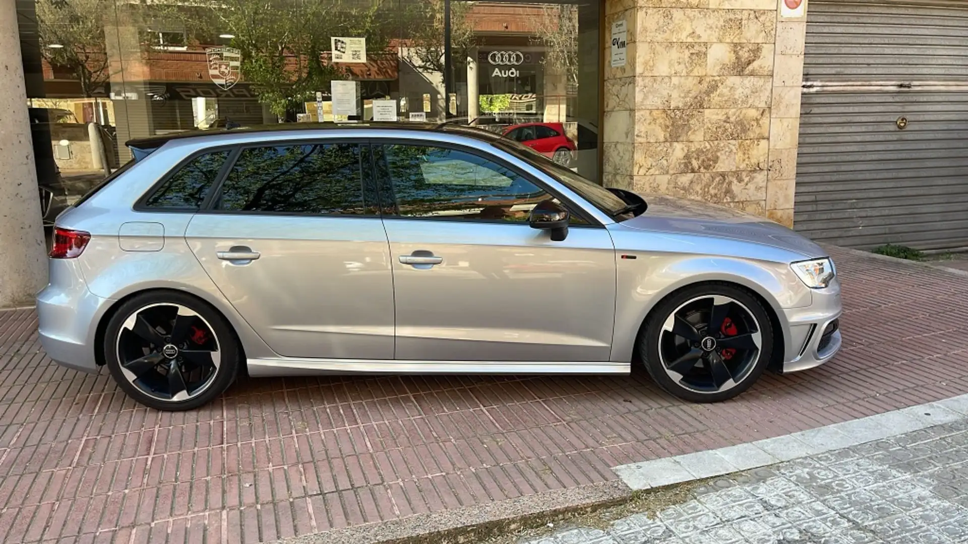 Audi A3 1.6TDI CD Advanced S-Tronic - 2