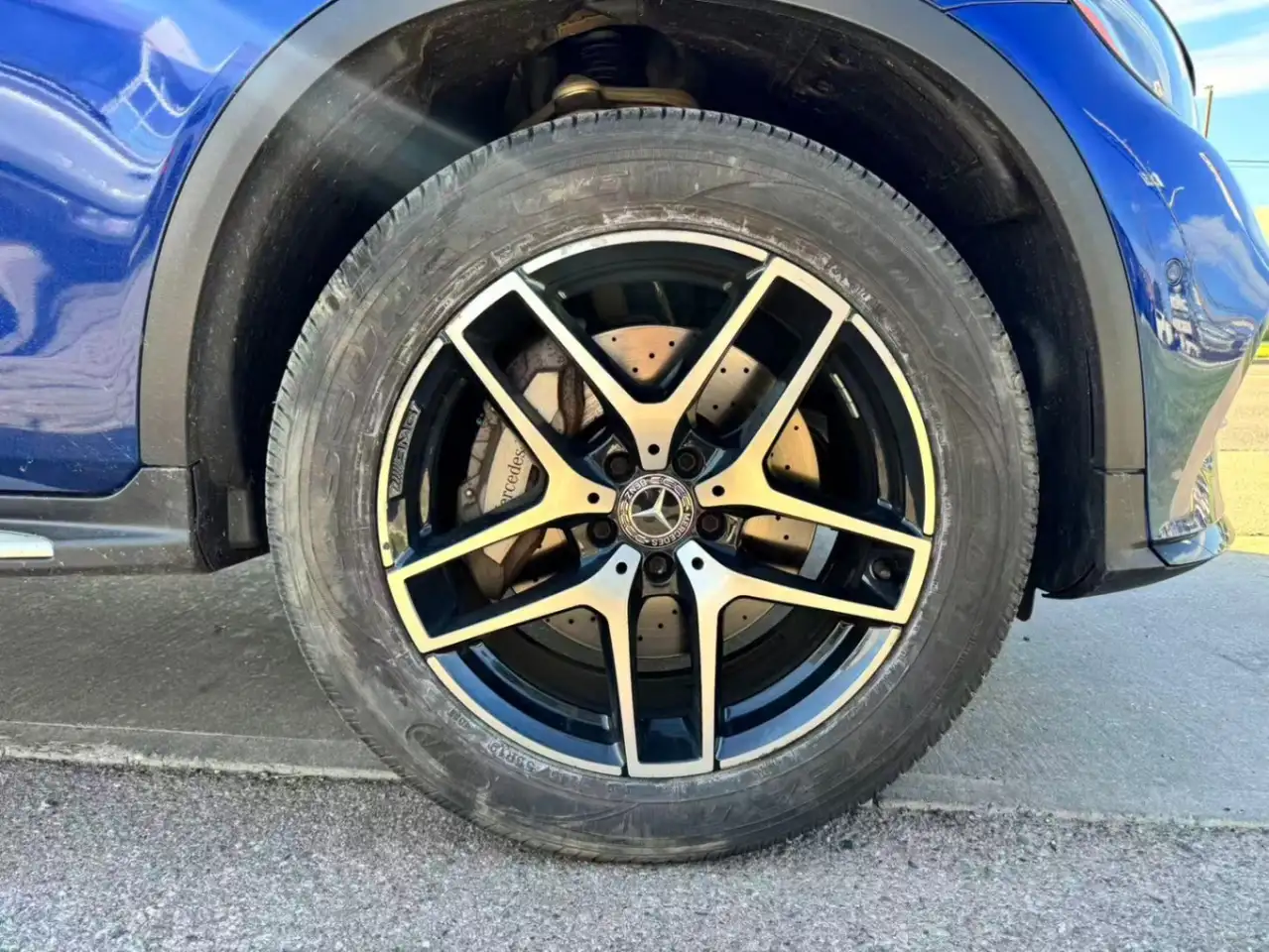 Mercedes-Benz GLC снимка Mercedes-Benz GLC