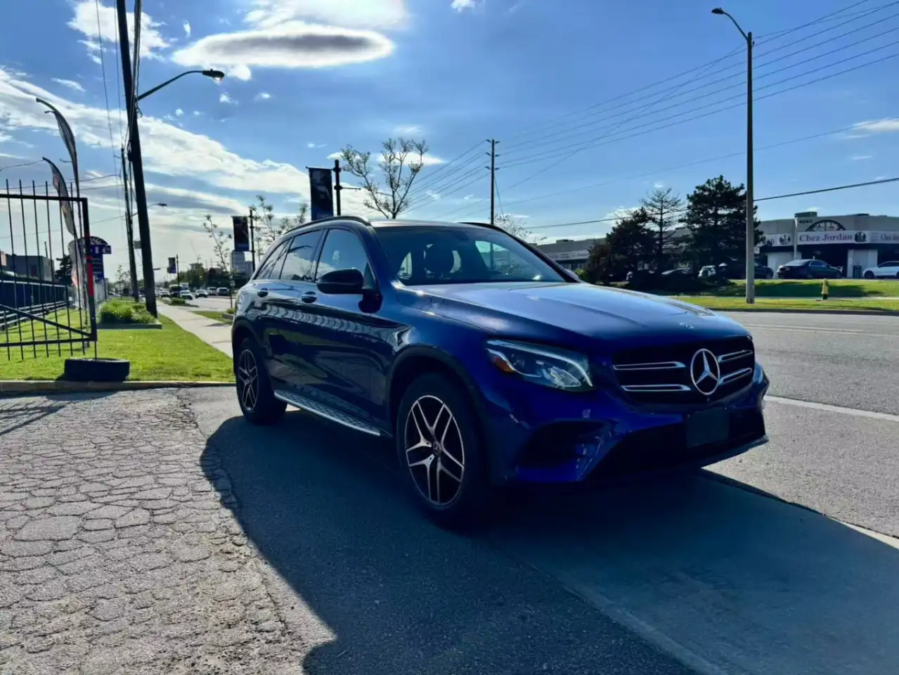 Mercedes-Benz GLC снимка Mercedes-Benz GLC