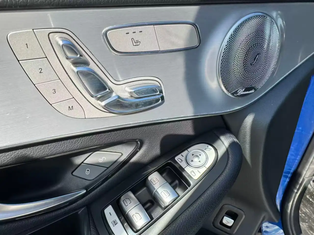 Mercedes-Benz GLC снимка Mercedes-Benz GLC