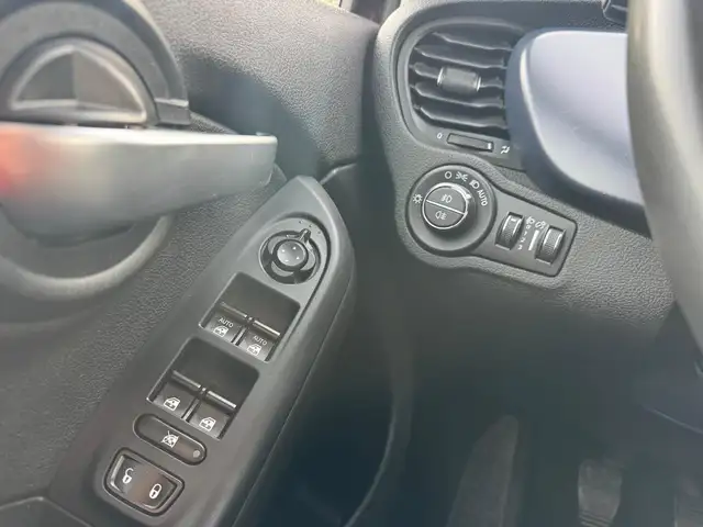 Fiat 500x view 12